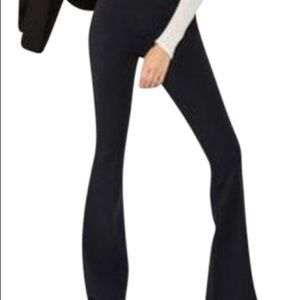 BNWT dark navy Watt flared pant